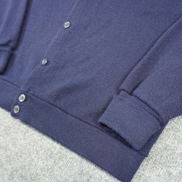 Vintage Izod Lacoste Cardigan Mens Medium Navy Blue Sweater Acrylic Preppy Croc - Picture 2 of 9